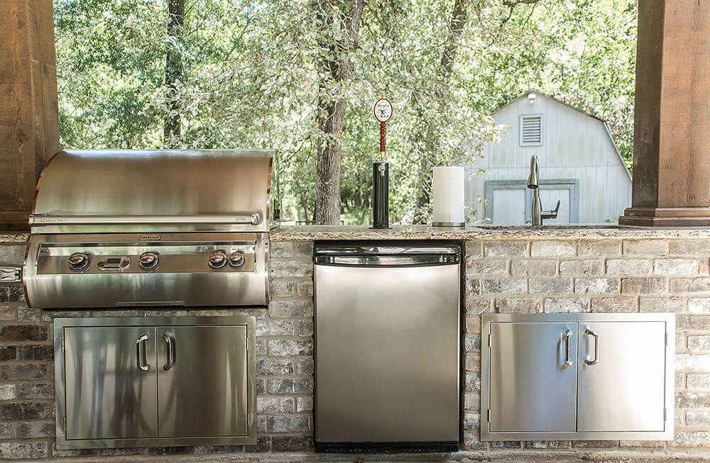 outdoor kitchens