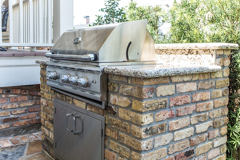 outdoor kitchens